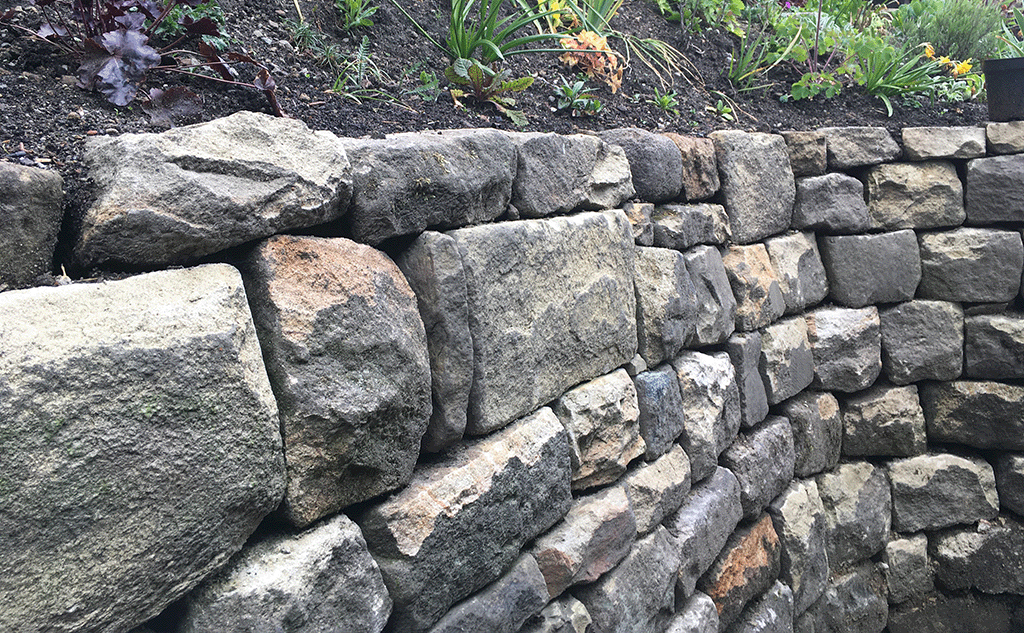 gritstone-dry-stone-retaining-wall-calderside-05
