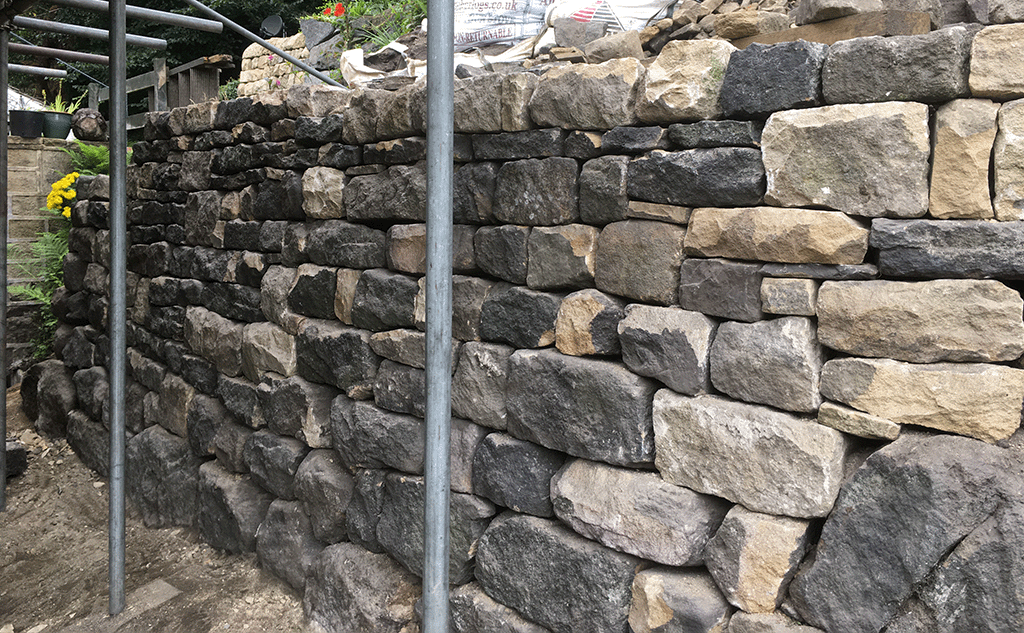 reclaimed-gritstone-dry-stone-retaining-wall-hebden-bridge-08