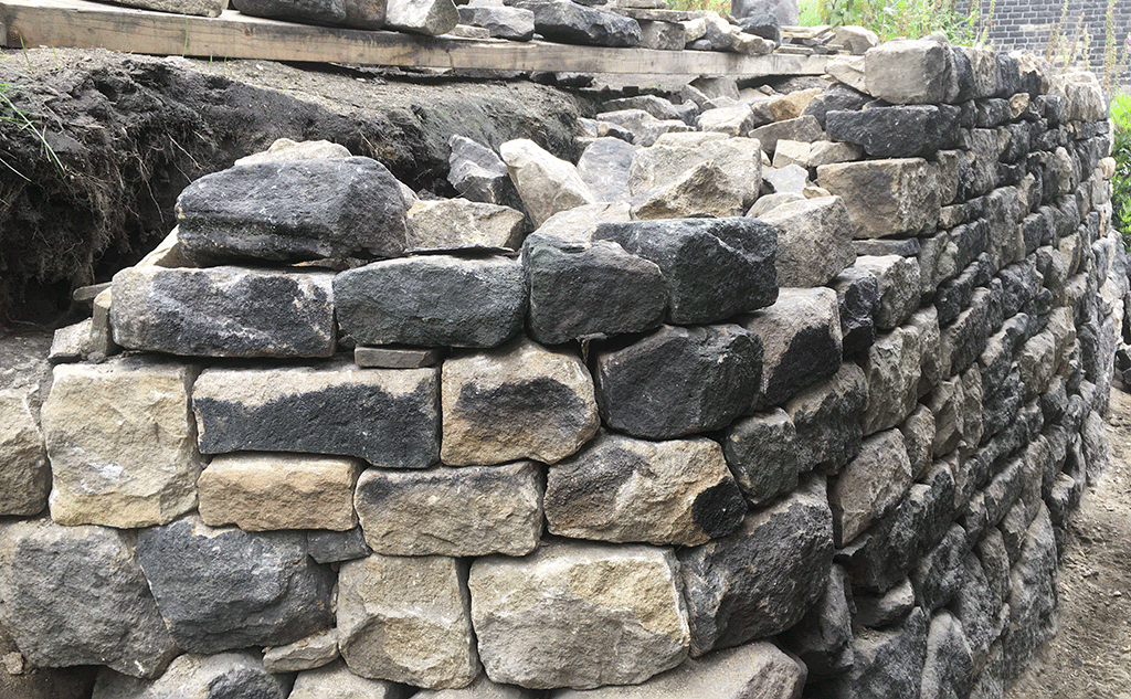 reclaimed-gritstone-dry-stone-retaining-wall-hebden-bridge-09