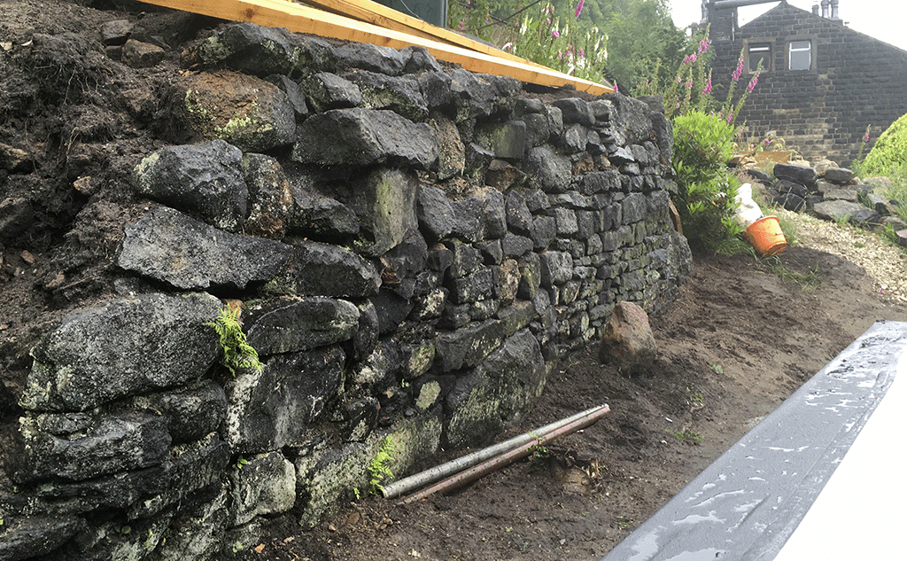 reclaimed-gritstone-dry-stone-retaining-wall-hebden-bridge-12
