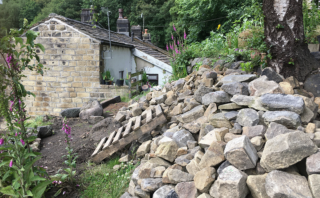 reclaimed-gritstone-dry-stone-retaining-wall-hebden-bridge-24